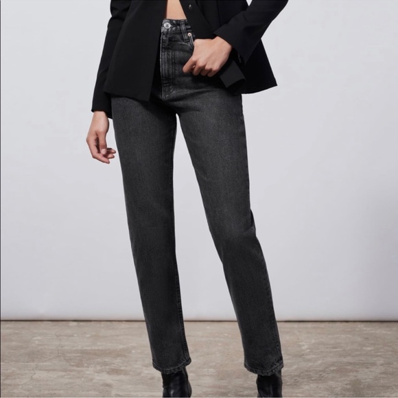 Zara Denim - ZARA Mom Fit Slim Leg High Waist Size 0